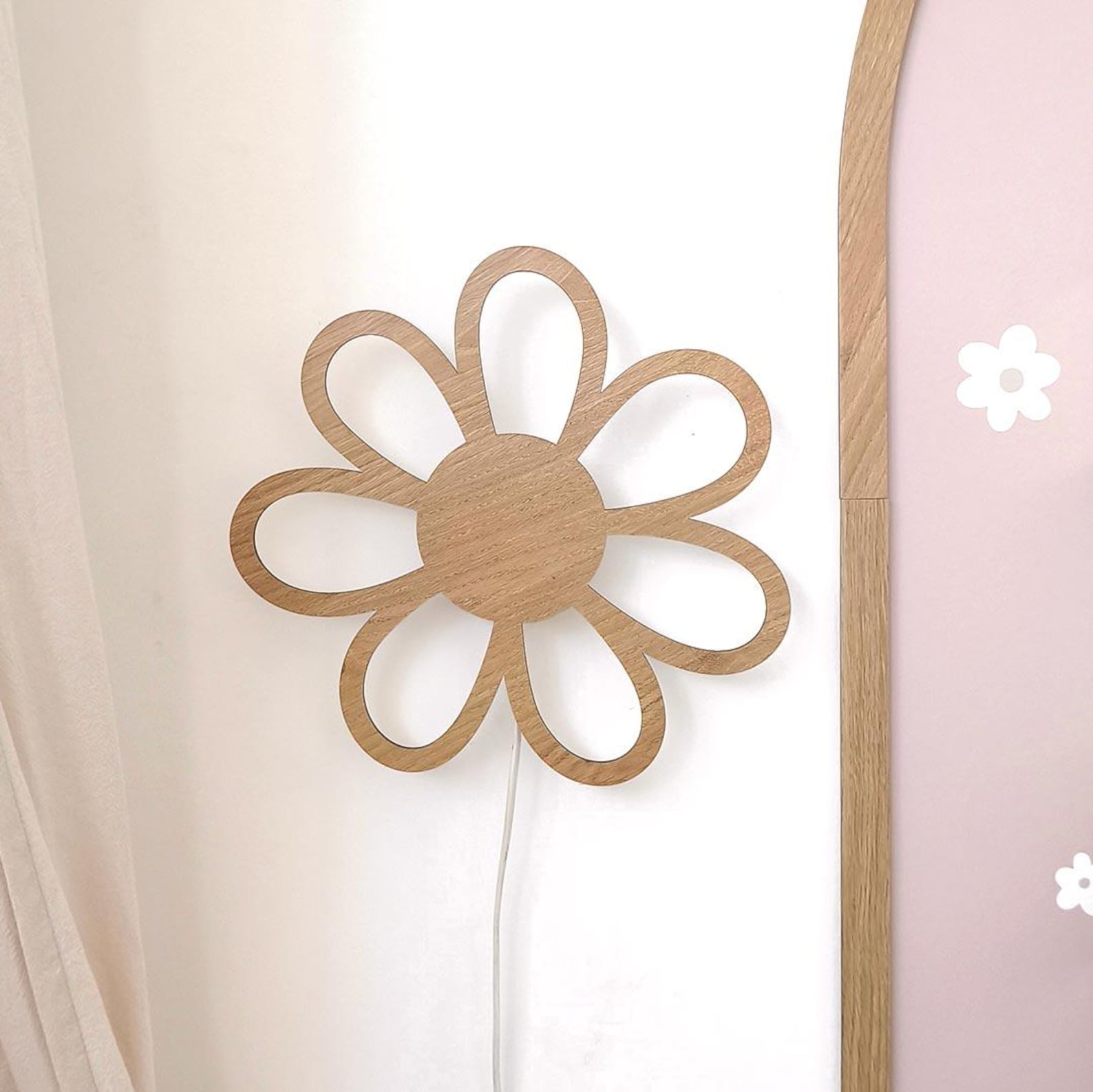 مصباح جدار خشبي